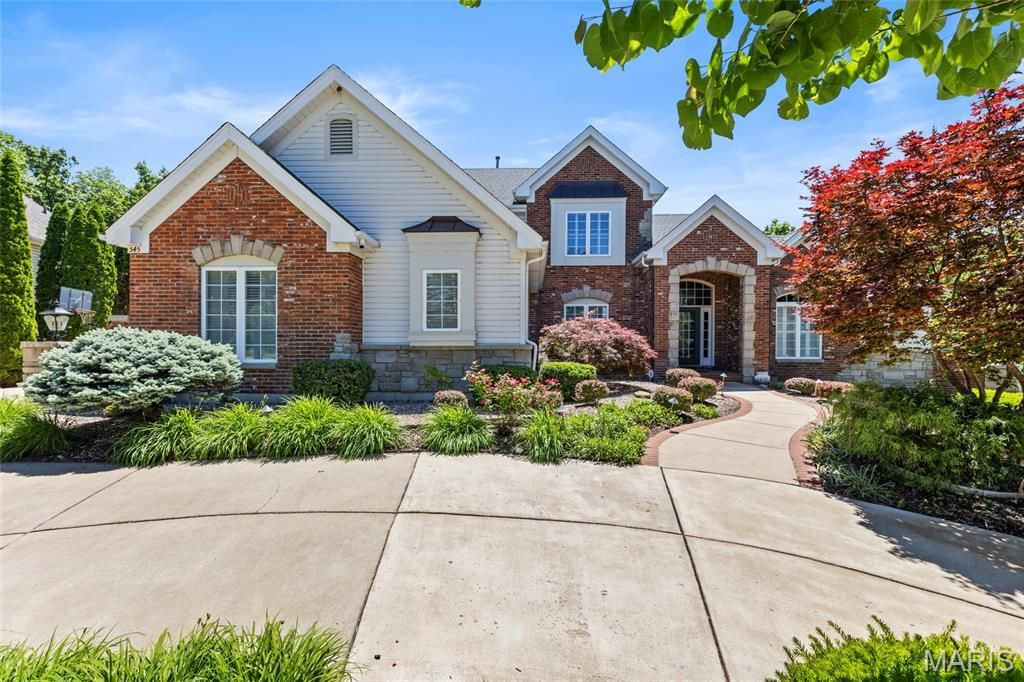 545 Forest Crest, Lake Saint Louis, MO 63367 Main Photo