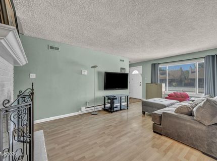 870 E Huffaker Lane, Reno, NV 89511 Photo
