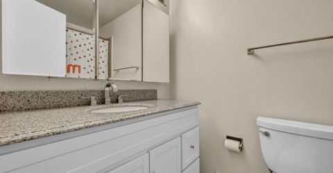 870 E Huffaker Lane, Reno, NV 89511 Photo