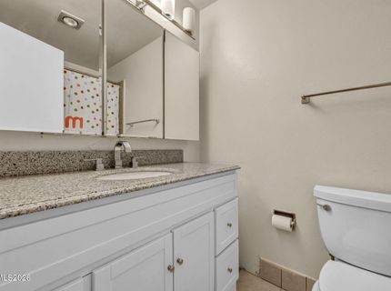 870 E Huffaker Lane, Reno, NV 89511 Photo