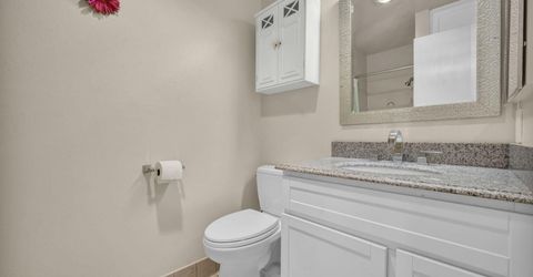 870 E Huffaker Lane, Reno, NV 89511 Photo