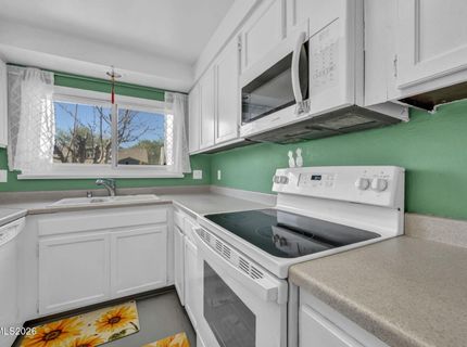 870 E Huffaker Lane, Reno, NV 89511 Photo