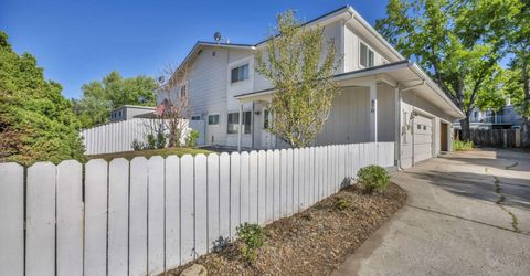870 E Huffaker Lane, Reno, NV 89511 Photo