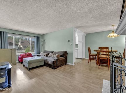 870 E Huffaker Lane, Reno, NV 89511 Photo