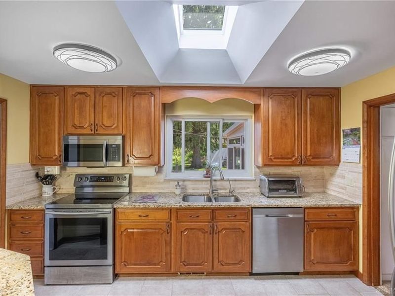 6459 Sweet Briar Lane, Washington Township, OH 45459 Photo 11