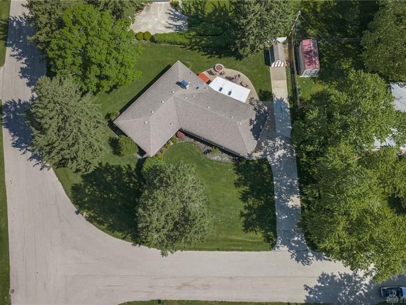 6459 Sweet Briar Lane, Washington Township, OH 45459 Photo 2