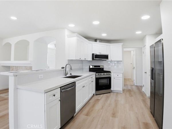 29454 Falling Leaf, Lake Elsinore, CA 92530