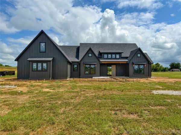 1413 Gunner Lane , Muskogee, OK 74403