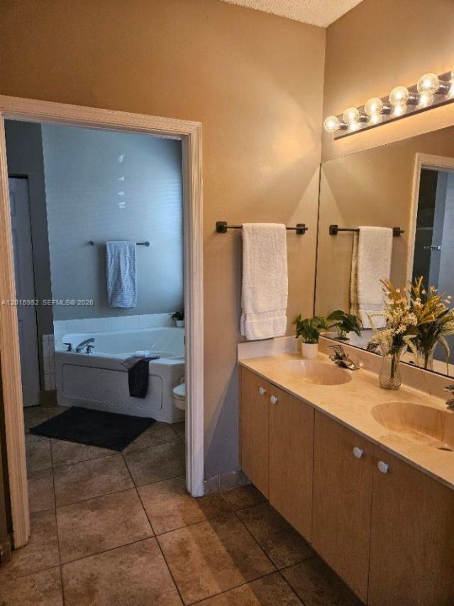 2450 S Coral Trace Cir , Delray Beach, FL 33445 Photo