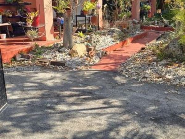 15271 SW 303rd St , Homestead, FL 33033