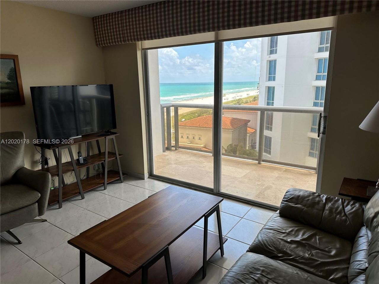 6039 Collins Ave, Unit 924, Miami Beach, FL 33140 Photo