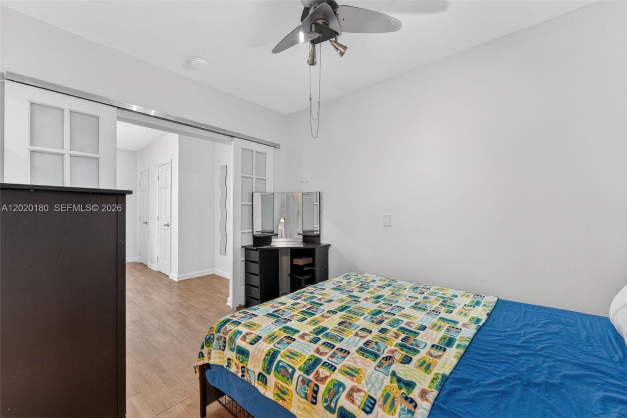 1027 Euclid Ave, Unit 8, Miami Beach, FL 33139 Photo