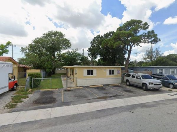 1124 NW 2nd St , Unit 2, Fort Lauderdale, FL 33311