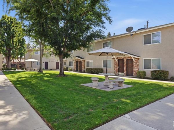 Unit 17, Bakersfield, CA 93309