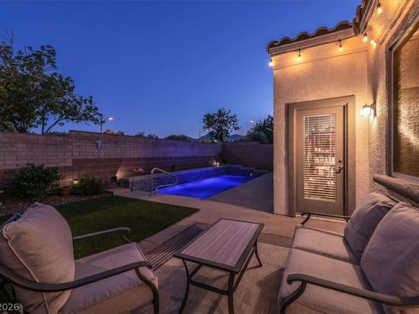 10311 Bush Mountain Avenue , Las Vegas, NV 89166