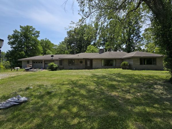 1490 Raleigh Road, Raleigh, IL 62977
