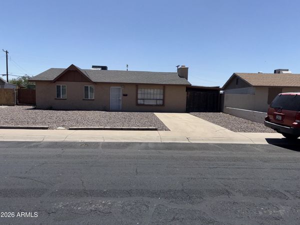 5929 W MULBERRY Drive, Phoenix, AZ 85033