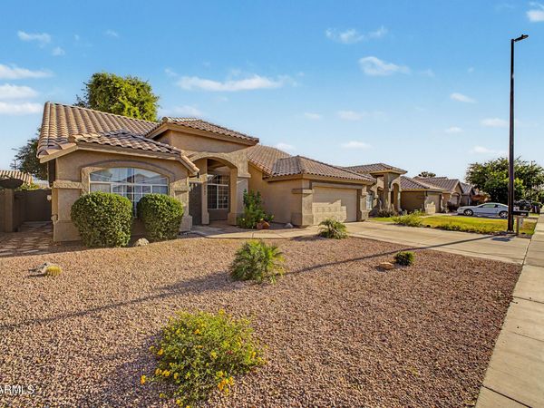 2347 E RANCH Road, Gilbert, AZ 85296