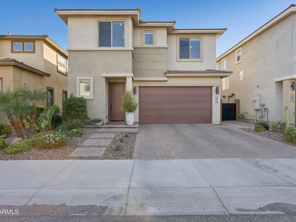 2861 E Sands Drive, Phoenix, AZ 85050