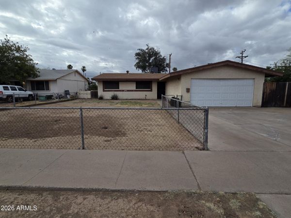 3645 W DIANA Avenue, Phoenix, AZ 85051