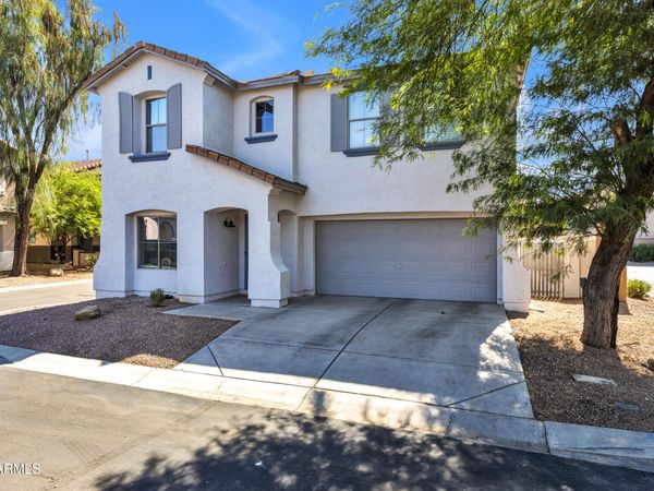 1124 E PARKVIEW Court, Gilbert, AZ 85295