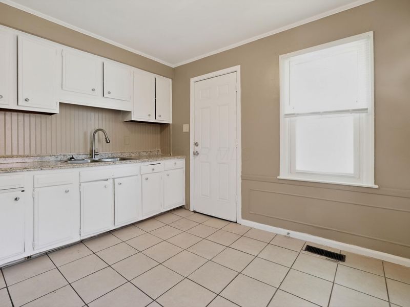 545 Butler Avenue, Columbus, OH 43223 Photo 12