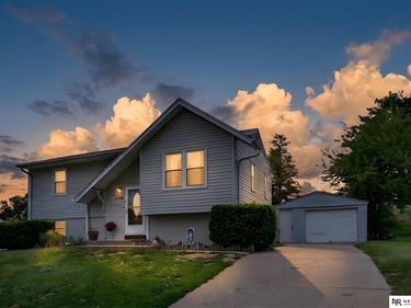 2106 Georgia Avenue , Bellevue, NE 68005