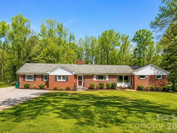 1207 Sunset Drive, Charlotte, NC 28216