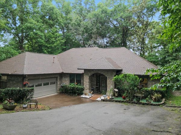 1136 Coe Landing Road , Tallahassee, FL 32310