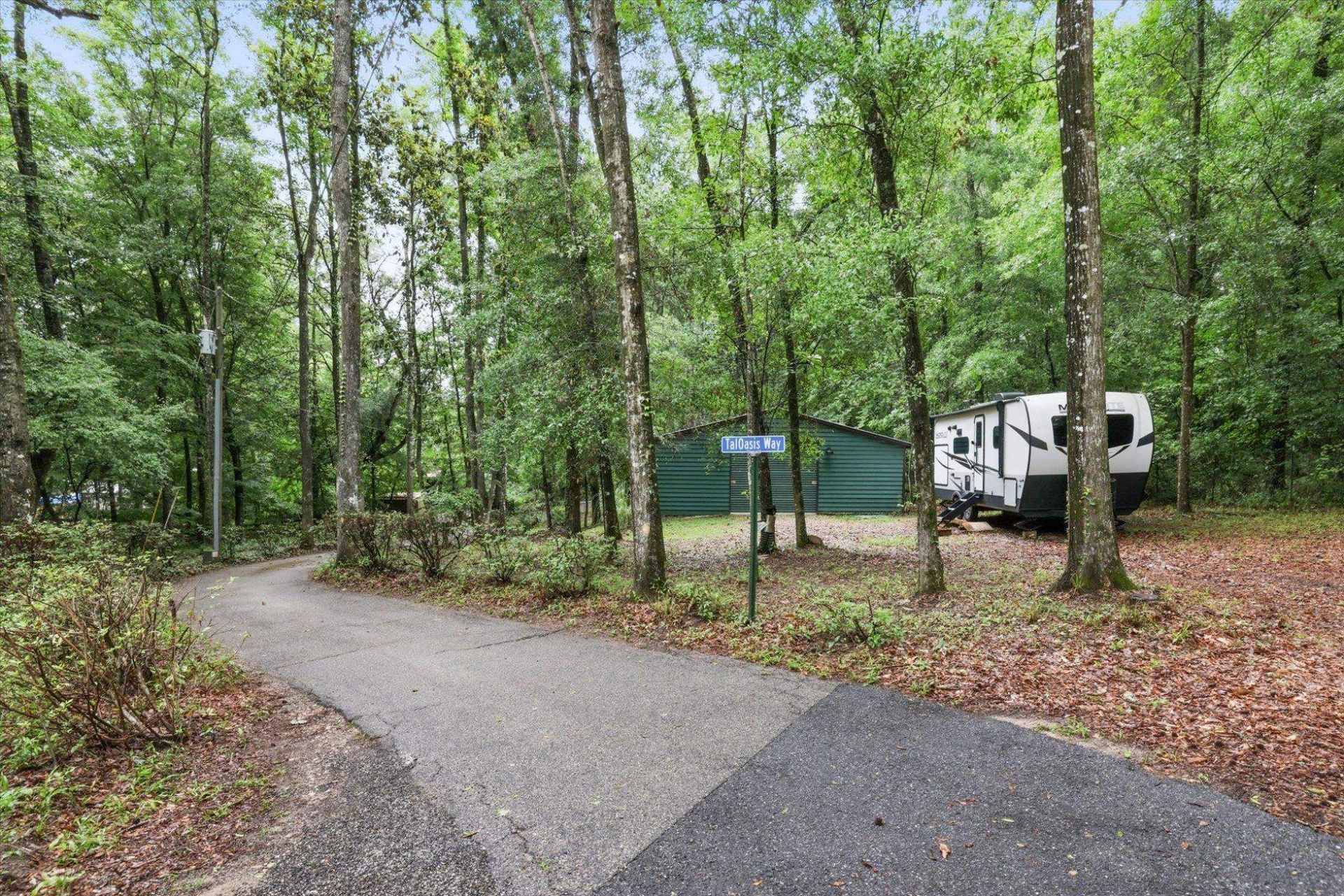 1136 Coe Landing Road , Tallahassee, FL 32310 Photo