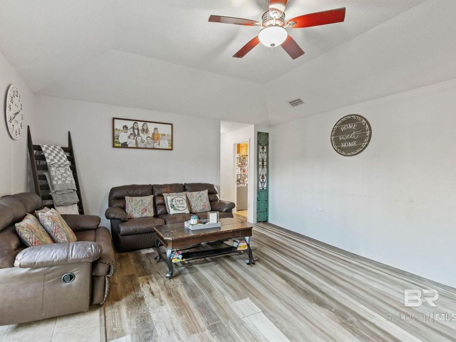 Property Image 73