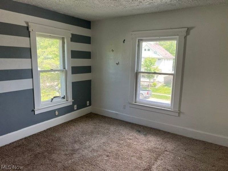 335 Oxford Avenue, Elyria, OH 44035 Photo 9