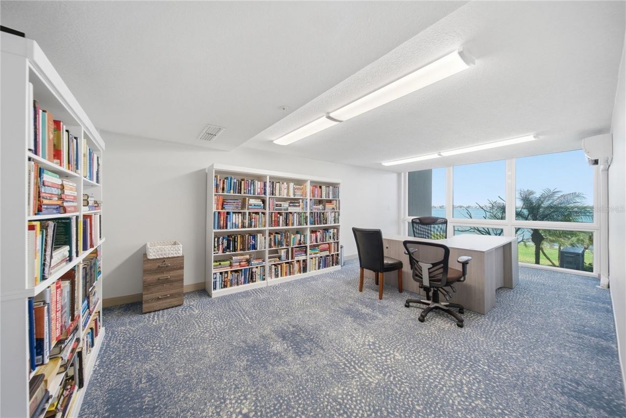 1 Key Capri, Unit 603W, Treasure Island, FL 33706 Photo