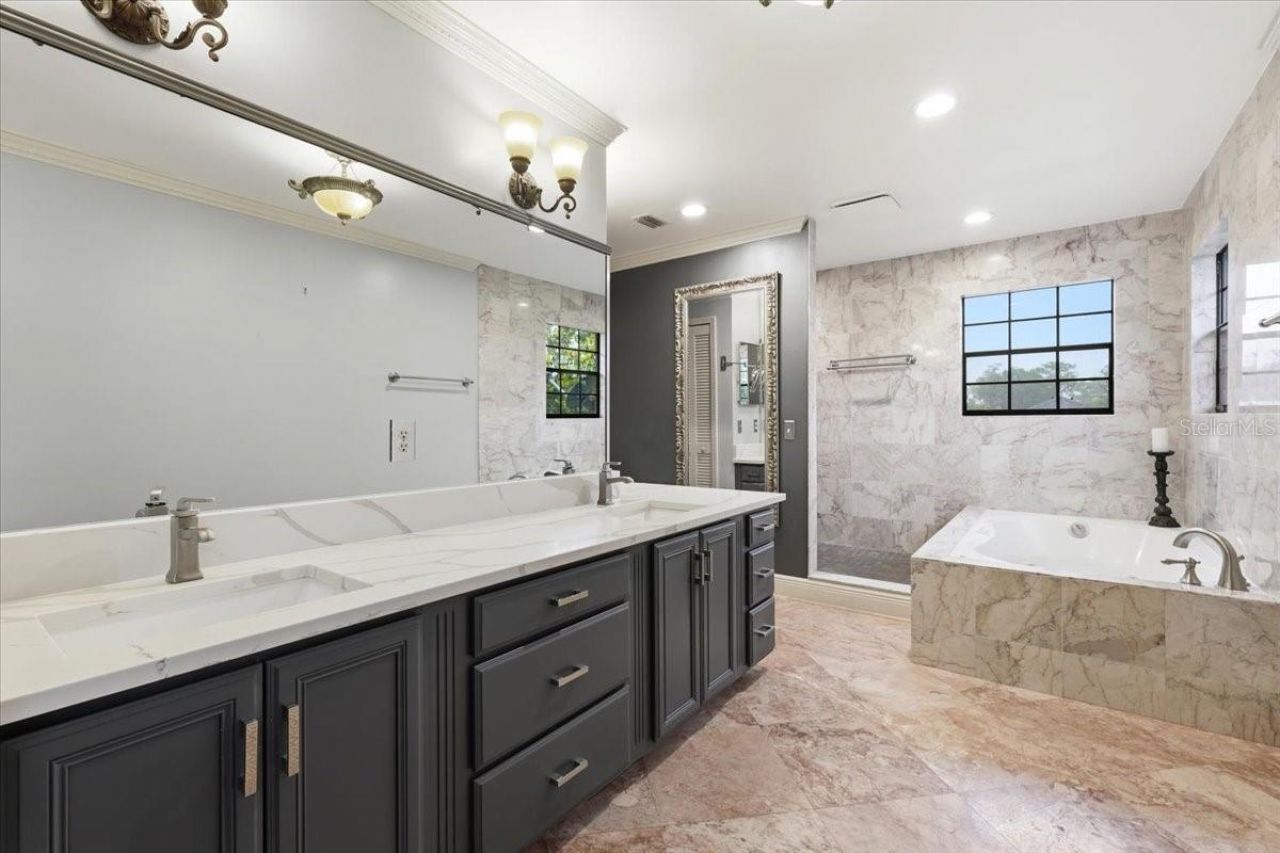 4498 Real Court, Orlando, FL 32808 Photo