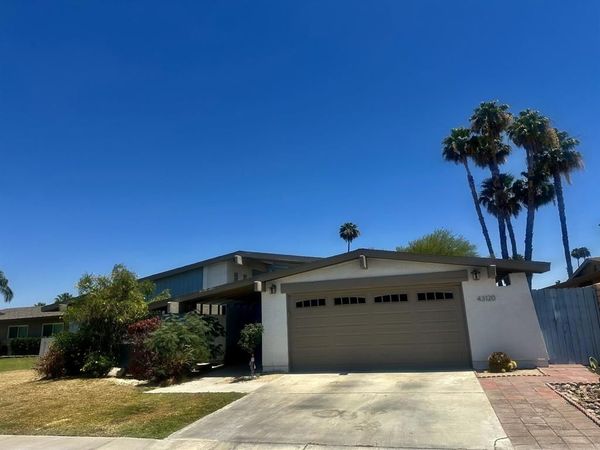 43120 Buttonwood Drive, Palm Desert, CA 92260