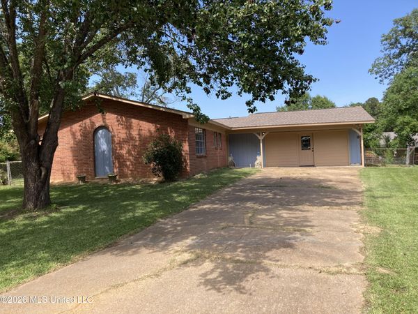 110 Bingo Circle, Pearl, MS 39208