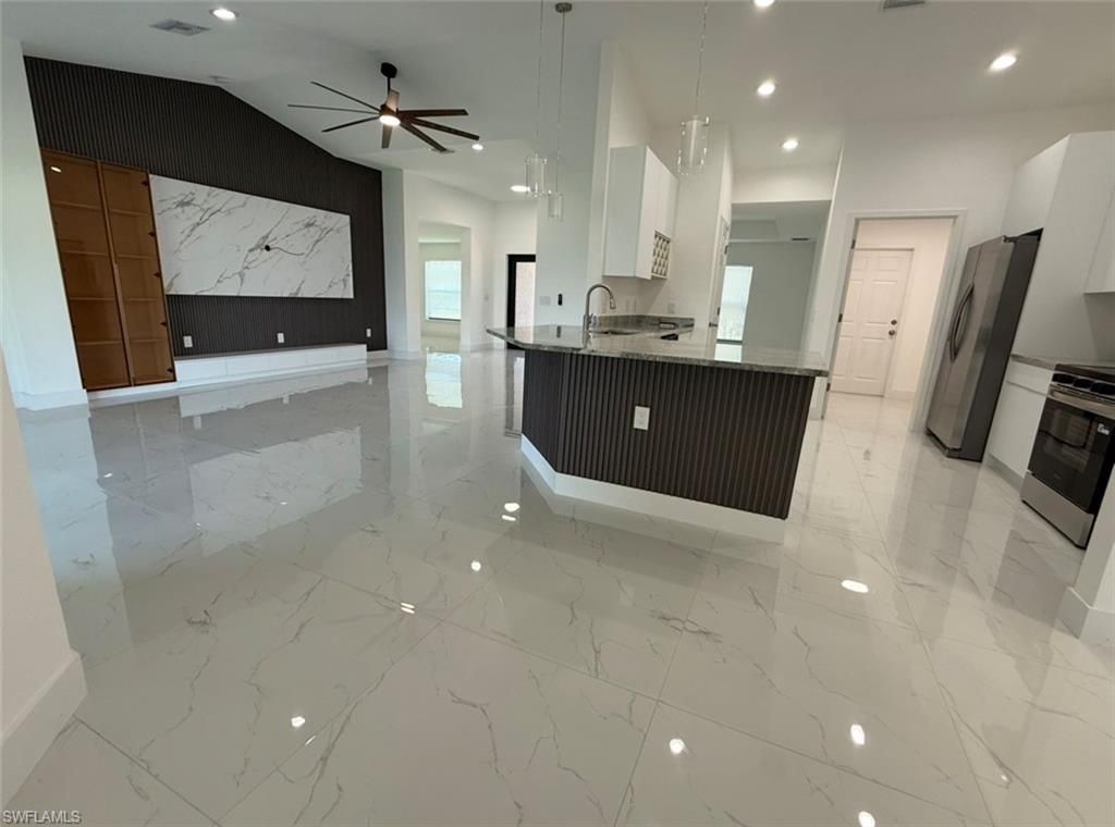 3412 24th St W, Lehigh Acres, FL 33971 Photo
