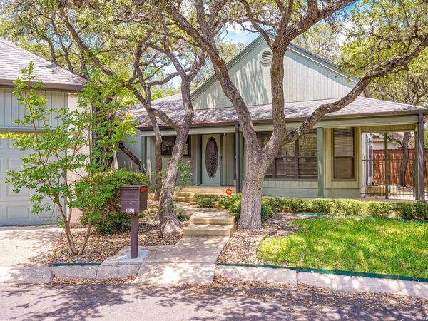 3411 Wellsprings Dr, San Antonio, TX 78230