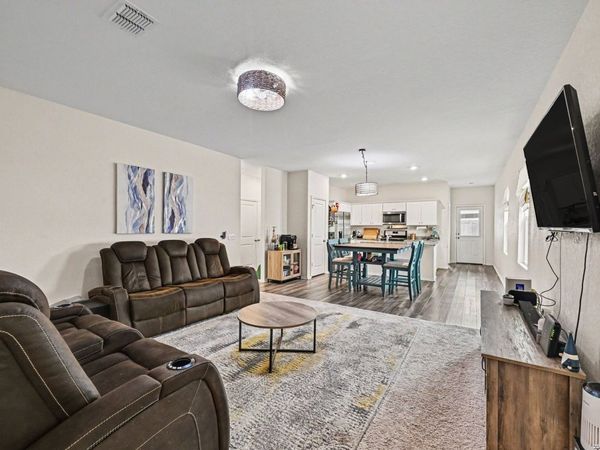 13522 Sunrise Mdw, St Hedwig, TX 78152