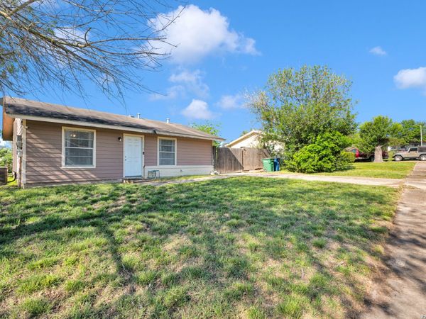 6218 Stone Valley Drive, San Antonio, TX 78242