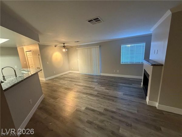 8600 W Charleston Boulevard, Unit 1104, Las Vegas, NV 89117