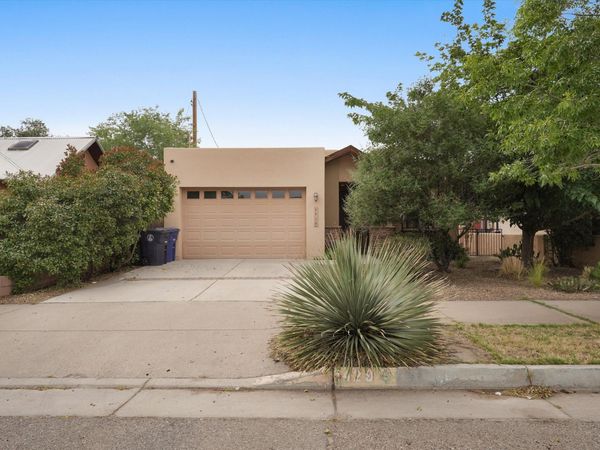 1429 7th Street NW, Albuquerque, NM 87102