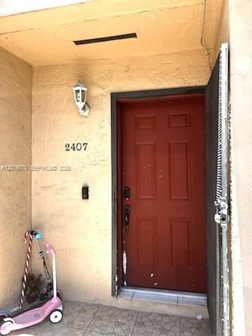 2407 W 52nd Pl, Unit 4-2, Hialeah, FL 33016 Photo