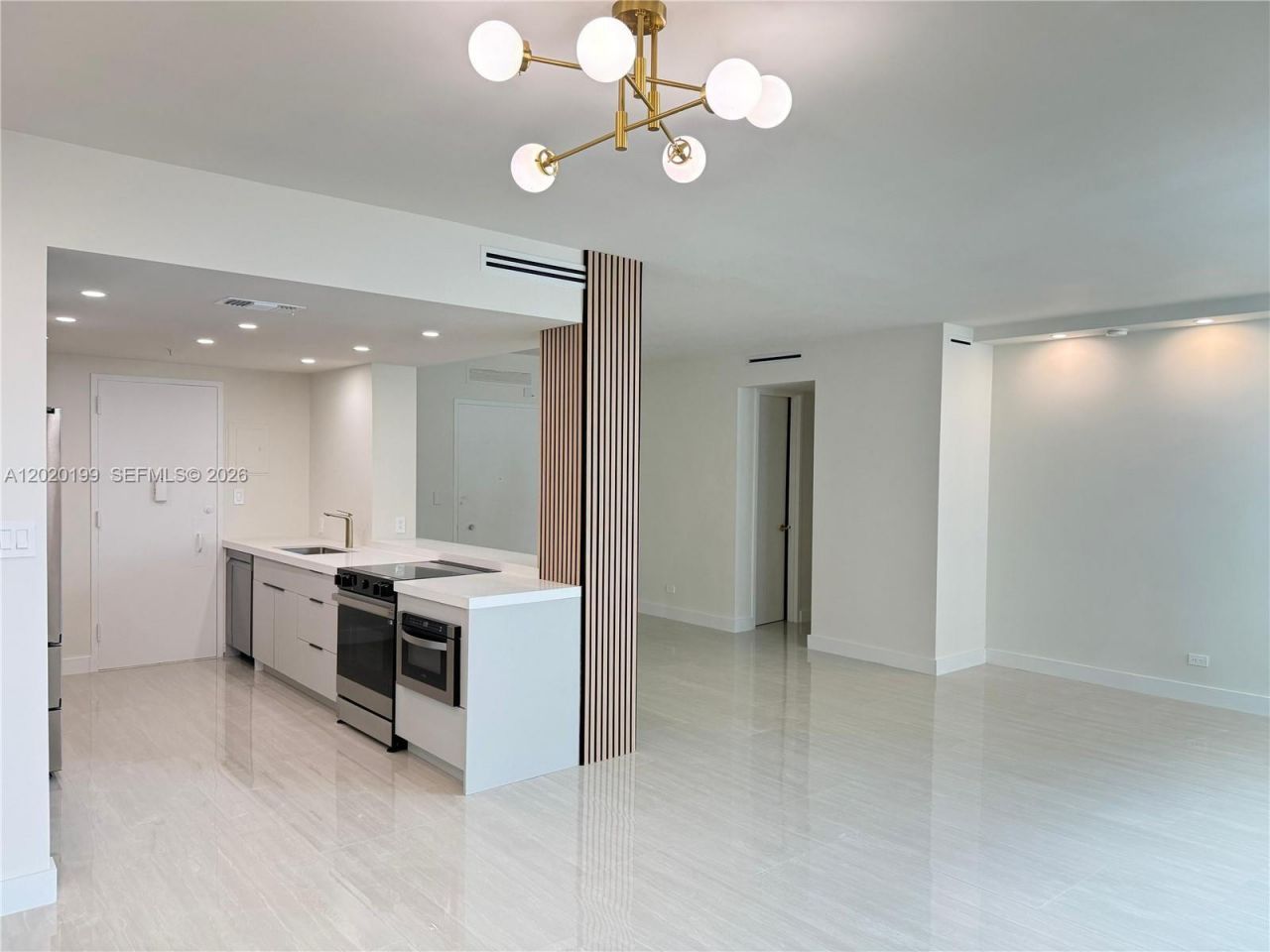 5055 Collins Ave, Unit 6F, Miami Beach, FL 33140 Photo