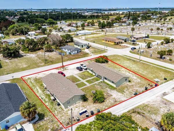 1205 Ave K, Fort Pierce, FL 34950