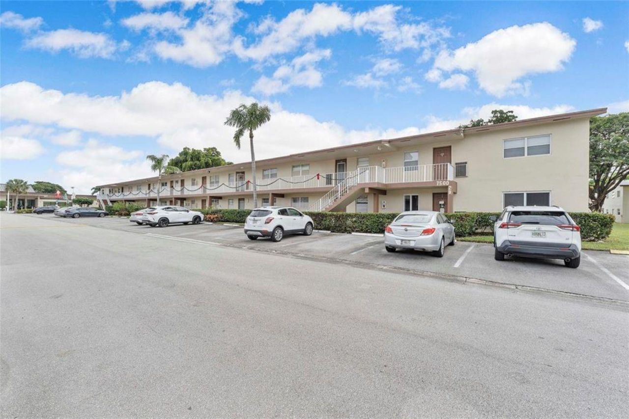 7500 NW 5th Court, Unit 104, Margate, FL 33063 Photo