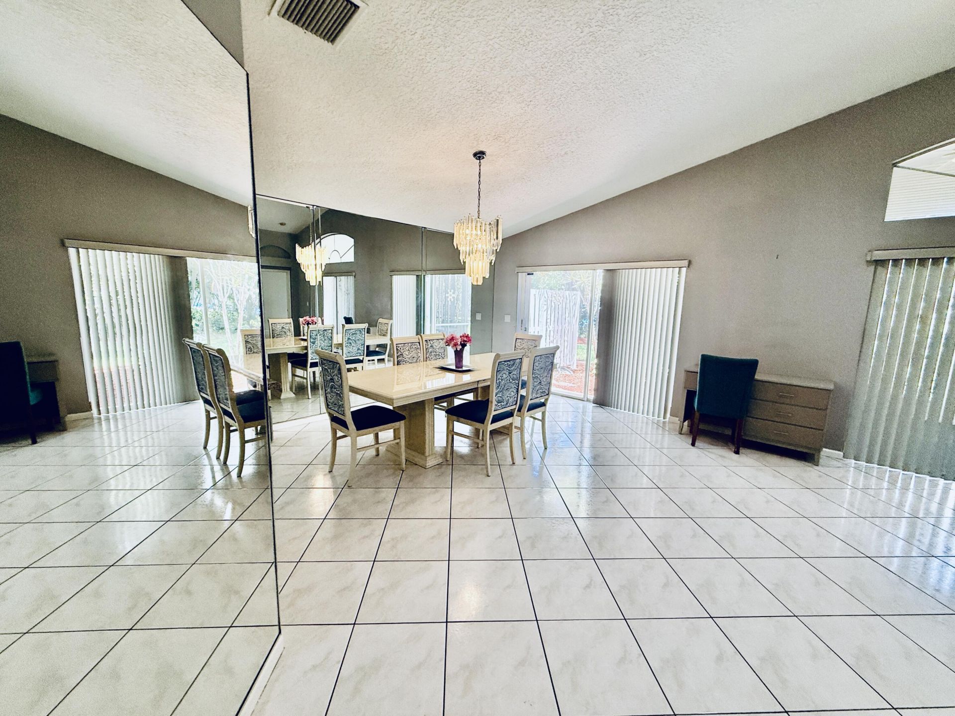 10921 Royal Caribbean Circle, Boynton Beach, FL 33437 Photo