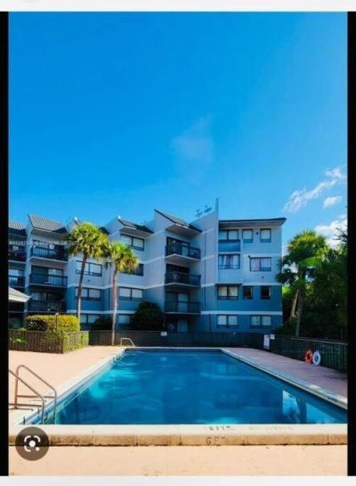 2000 N Congress N, Unit 302, West Palm Beach, FL 33401 Photo