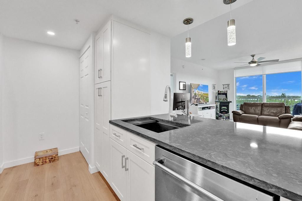 700 E Boynton Beach Boulevard, Unit 608, Boynton Beach, FL 33435 Photo