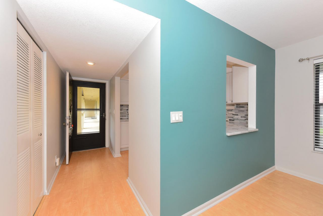 390 SW South River Drive, Unit 202, Stuart, FL 34997 Photo